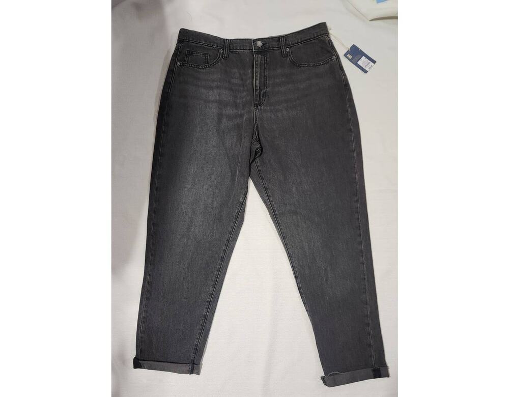universal thread boyfriends jeans size 12 waist 31